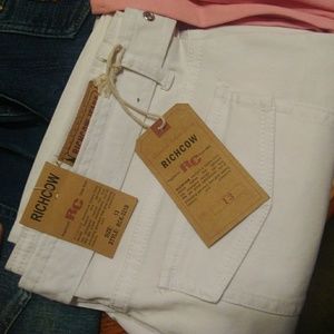 Capris size 13 in women's